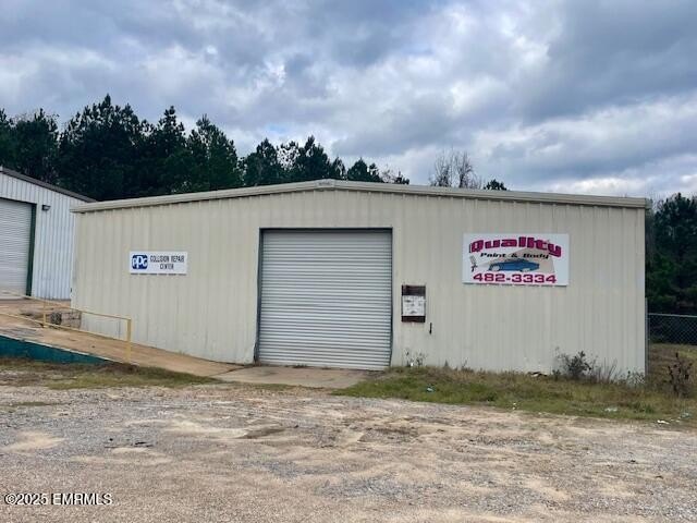 Exceptional Commerial Opportunity with flexible options! This - photo 4