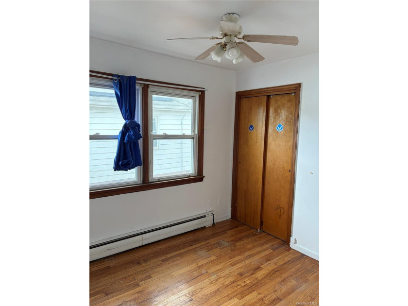 Very Nice and clean property needs some repairs SOLD AS IS - photo 11