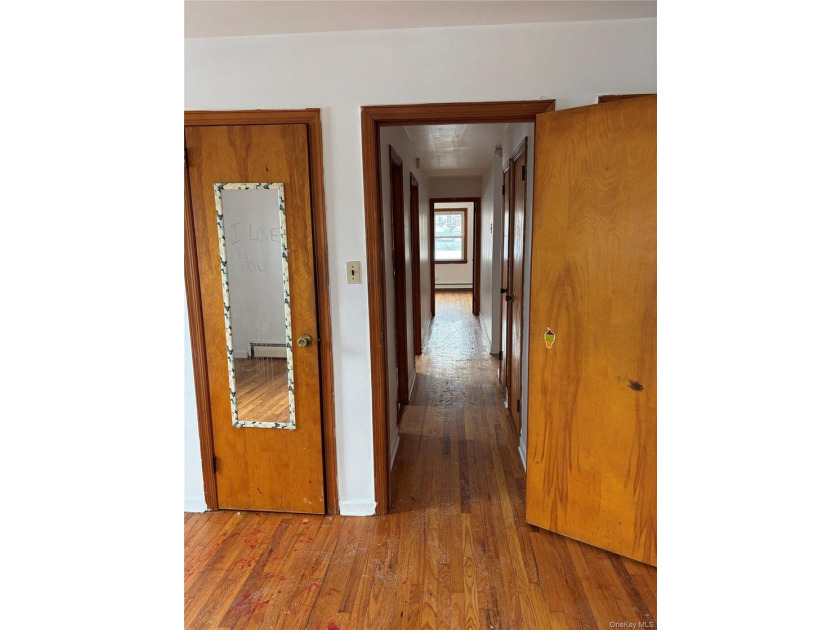 Very Nice and clean property needs some repairs SOLD AS IS - photo 12