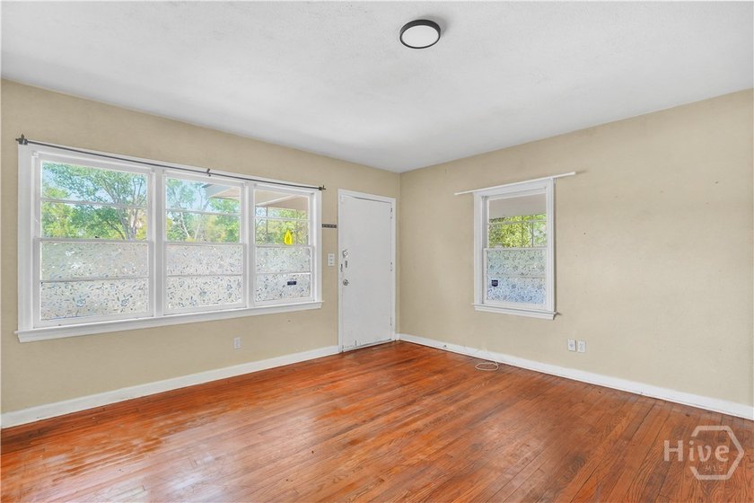 This charming 3-bedroom, 1.5-bath home offers a great - photo 14