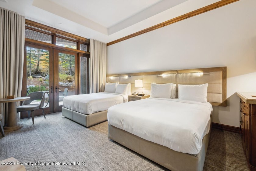 2024 renovations completed (including new decor, furniture - photo 19
