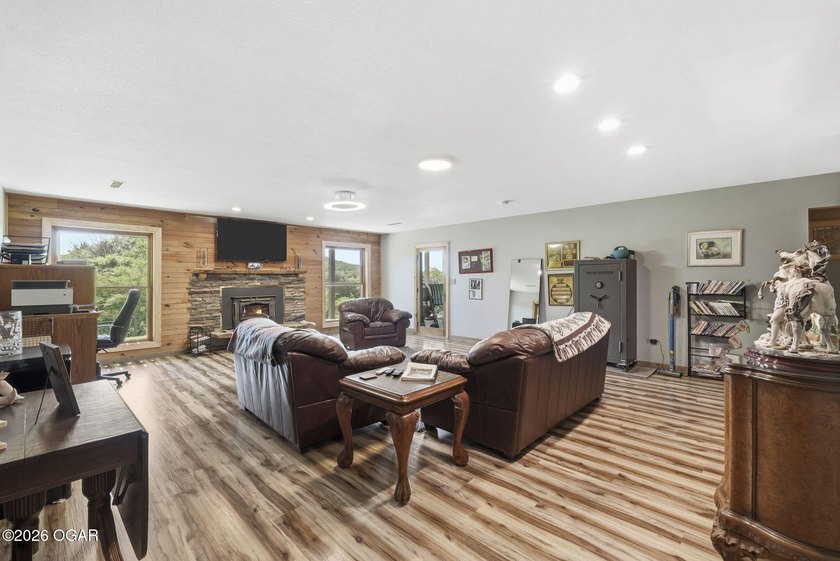 Is lake life calling your name? If so, you won't want to miss - photo 21