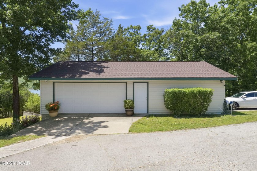 Is lake life calling your name? If so, you won't want to miss - photo 35