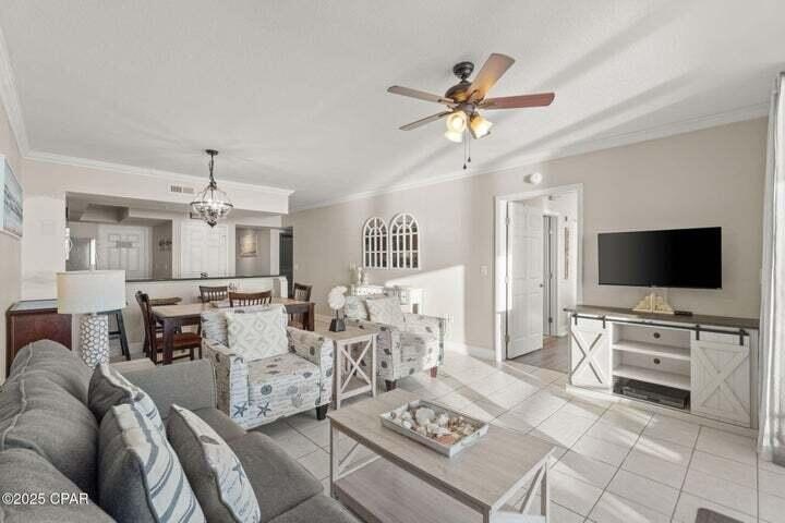 laundry, and owners' closet. This stylish beach haven boasts - photo 14