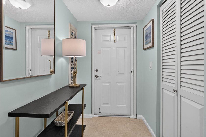 3-bedroom, 2-bathroom condominium in the highly desirable - photo 22