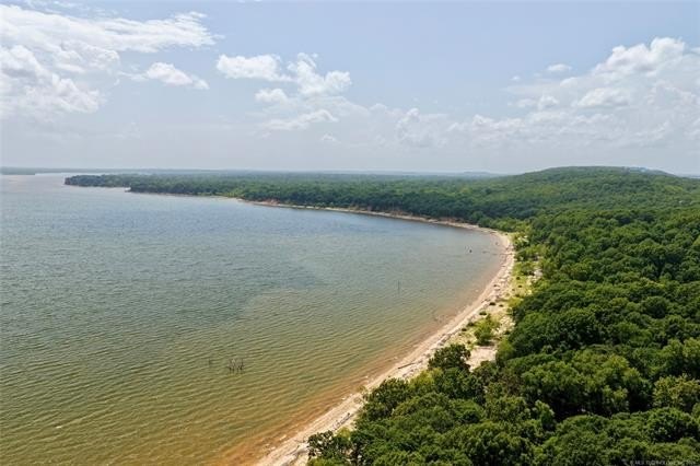 Welcome to Lot 13 in the Post Oak Addition on beautiful Lake - photo 9