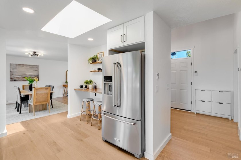 Rare 5 bedroom opportunity in the coveted Corte Madera flats - photo 10