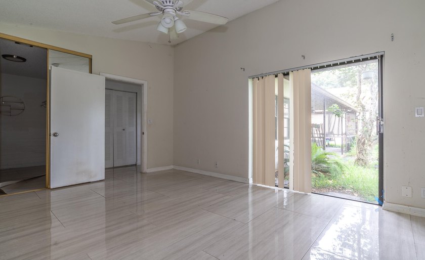 This 3-bedroom, 2-bathroom single-story home offers 1,672 square - photo 16
