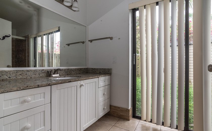 This 3-bedroom, 2-bathroom single-story home offers 1,672 square - photo 17