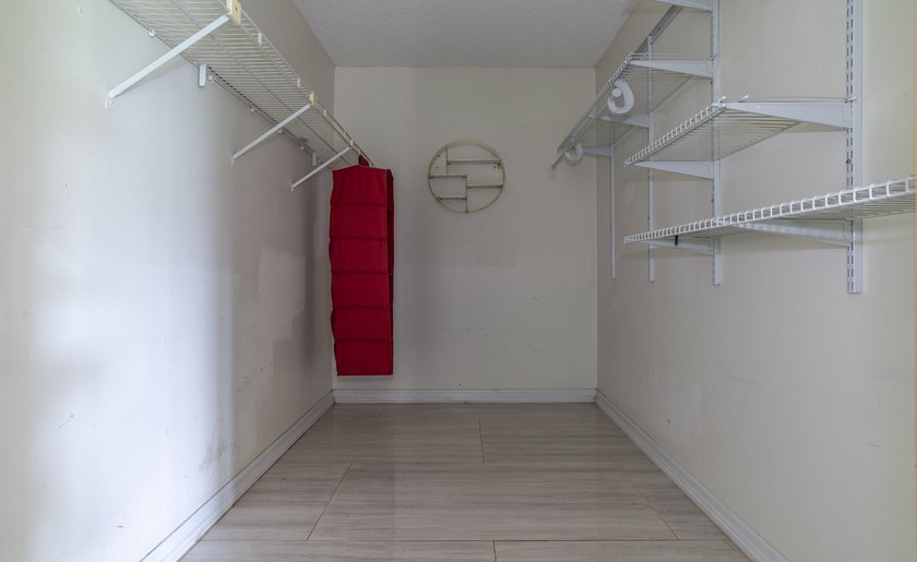 This 3-bedroom, 2-bathroom single-story home offers 1,672 square - photo 19