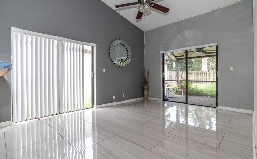 This 3-bedroom, 2-bathroom single-story home offers 1,672 square - photo 20