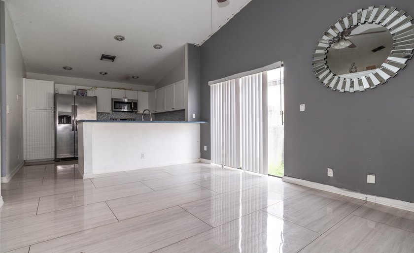 This 3-bedroom, 2-bathroom single-story home offers 1,672 square - photo 23