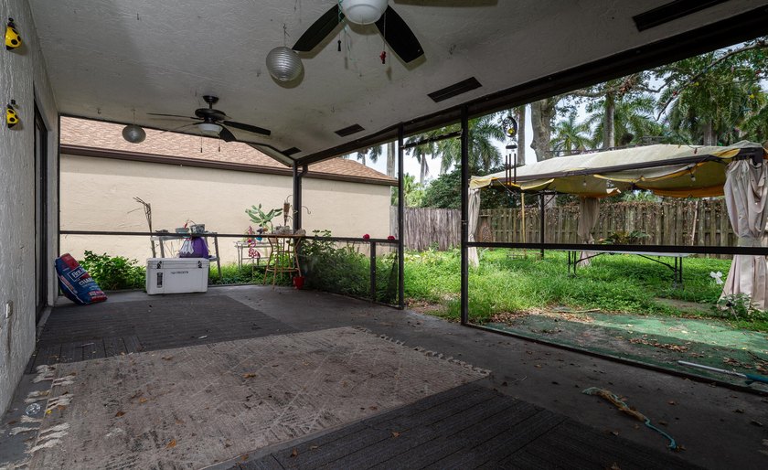 This 3-bedroom, 2-bathroom single-story home offers 1,672 square - photo 31