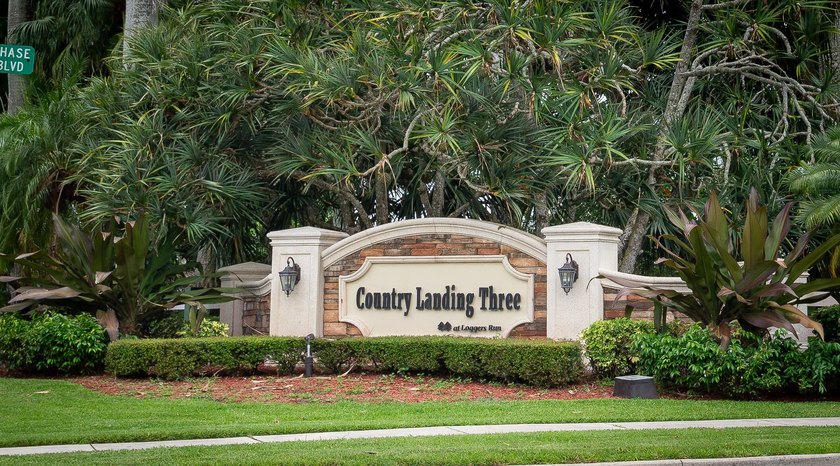 This 3-bedroom, 2-bathroom single-story home offers 1,672 square - photo 37