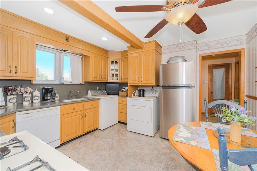 Double lots, Unique Property, about 10,275 sq ft for these 2 - photo 21