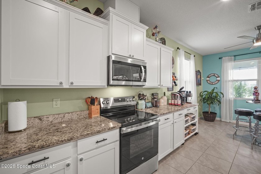 Welcome to your own slice of Florida paradise in the private - photo 20