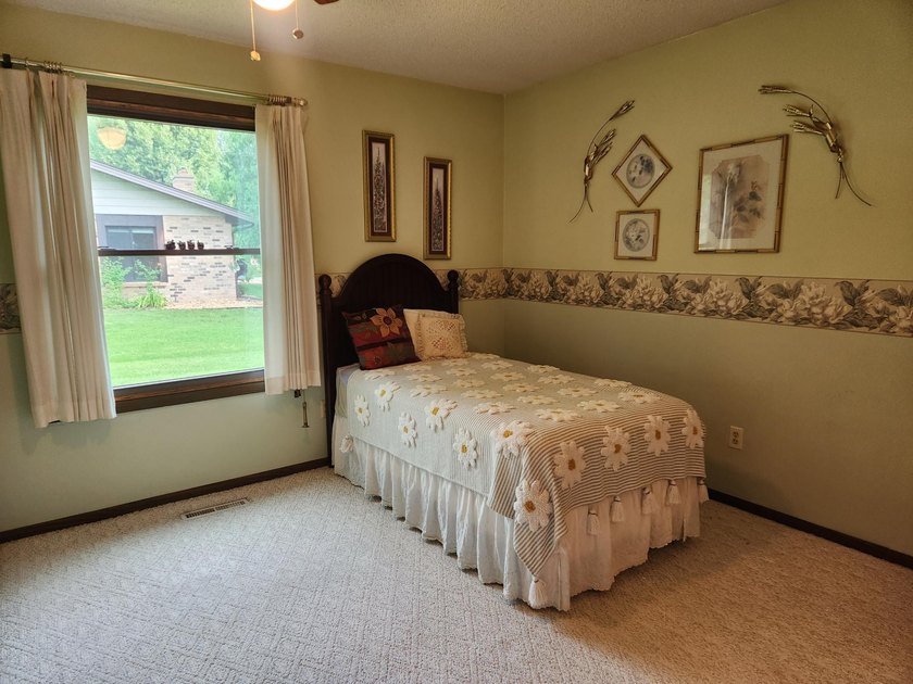 Welcome to Cimarron Ponds, and the Kingwood one-level townhome - photo 21