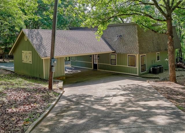 Beautiful Wooded Lakefront Retreat! You will love lakefront - photo 3