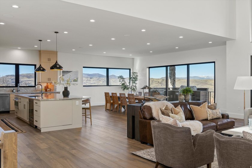 Your wait to own a Luxury Mountain Retreat in Benloch Ranch | - photo 16