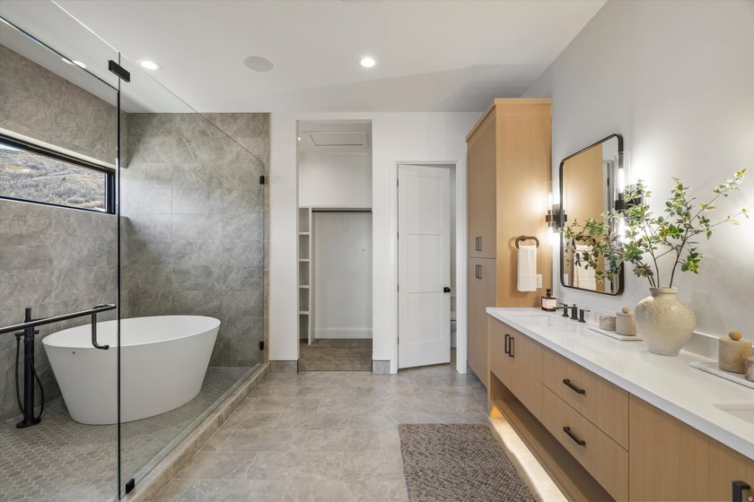 Your wait to own a Luxury Mountain Retreat in Benloch Ranch | - photo 33