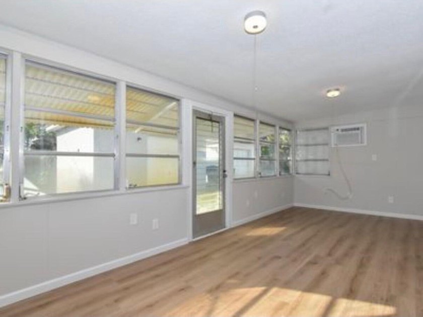 GREAT location near downtown, on this nicely remodeled 3/1 CBS - photo 11