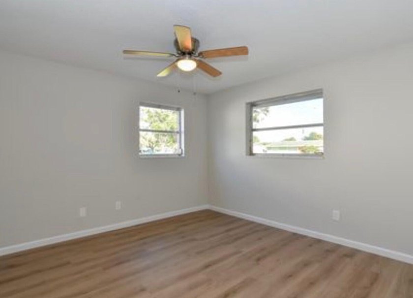 GREAT location near downtown, on this nicely remodeled 3/1 CBS - photo 14