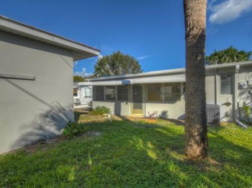 GREAT location near downtown, on this nicely remodeled 3/1 CBS - photo 19