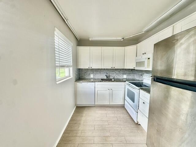 Bright and light 2nd-floor, 2 bedroom, 1.5 bathrooms, corner - photo 4