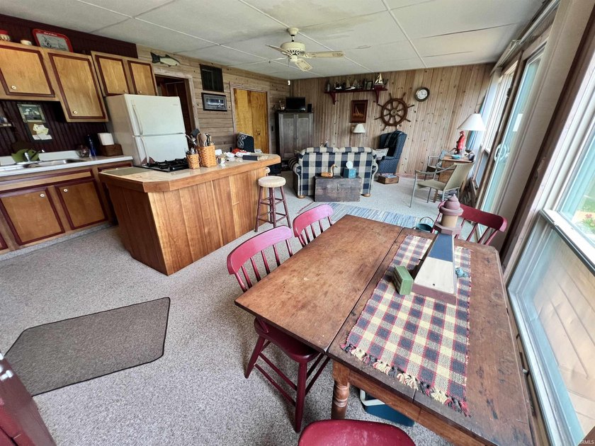 Welcome to lakefront living on beautiful Sechrist Lake! This - photo 8