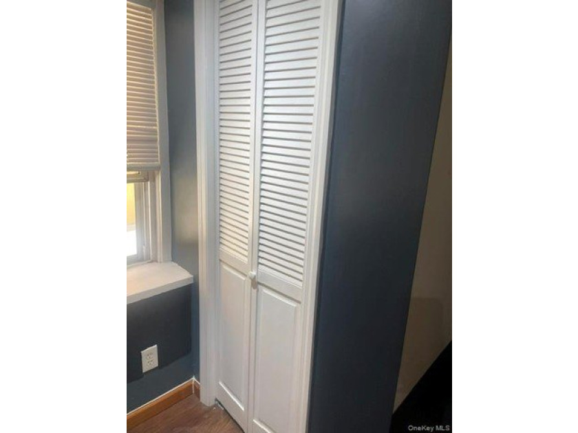 This exceptional property features three spacious units - photo 5