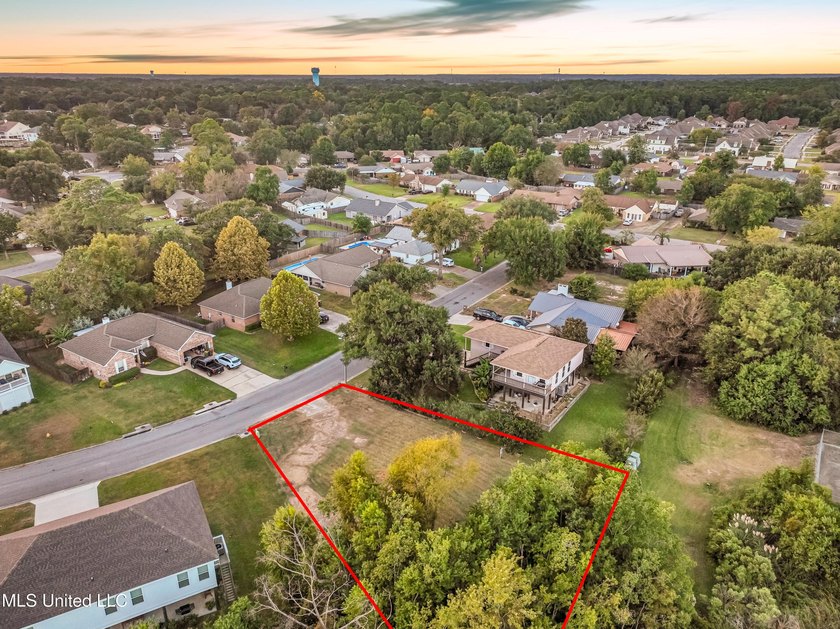 Looking for a remarkable lot on the back bay of Biloxi? Look no - photo 5