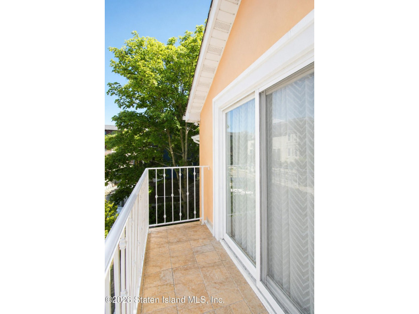 Welcome to this spacious and well-maintained two-family detached - photo 31