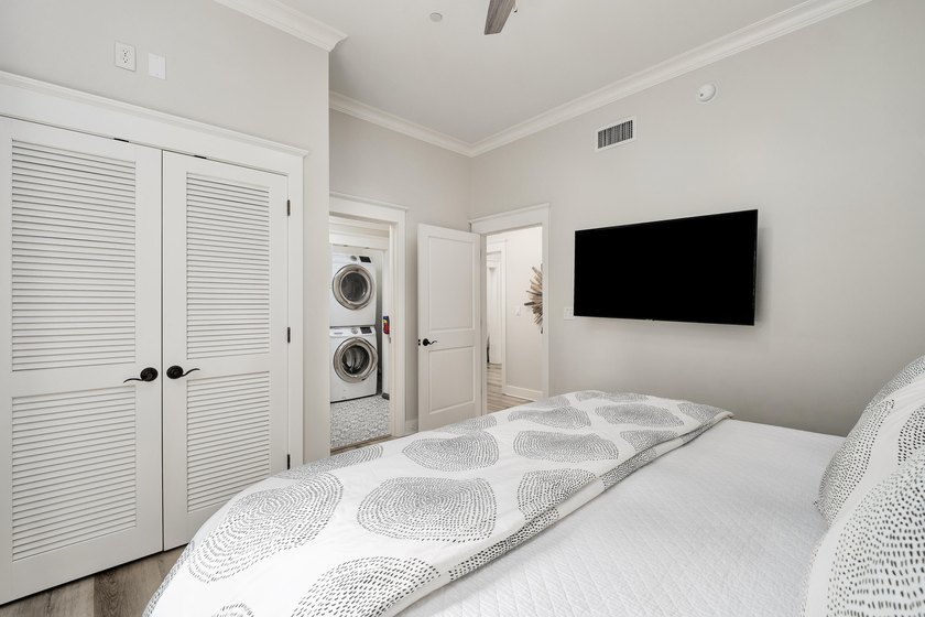 Thoughtfully redesigned with a refined coastal aesthetic, the - photo 12
