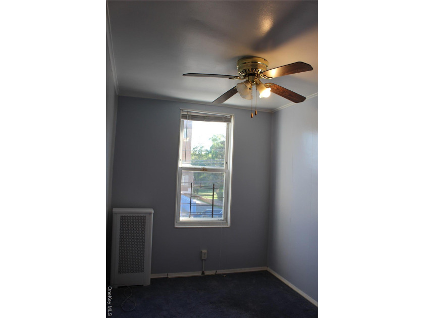 Welcome to 2973 Harding Avenue, a beautifully maintained - photo 20