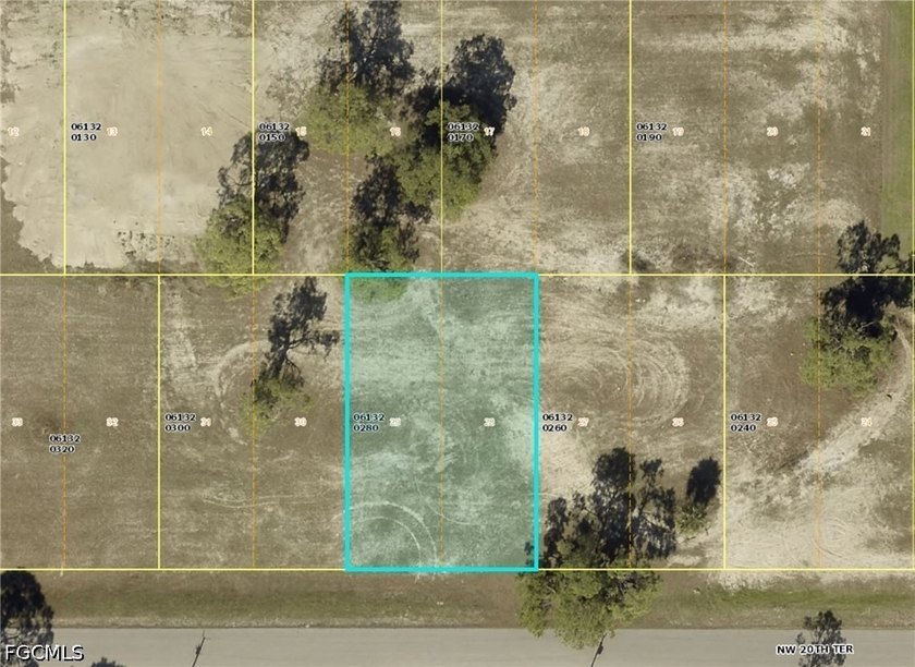 Great residential lot for sale in NW Cape Coral. Lot is - photo 5