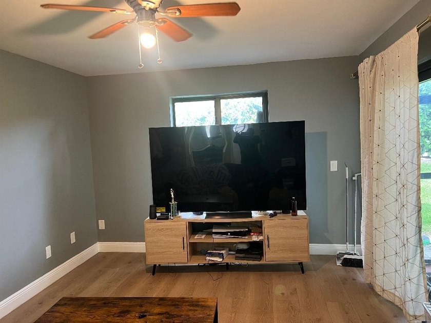 EVERYTHING IS UPDATED!...Classy Community!... Classy unit! - photo 8