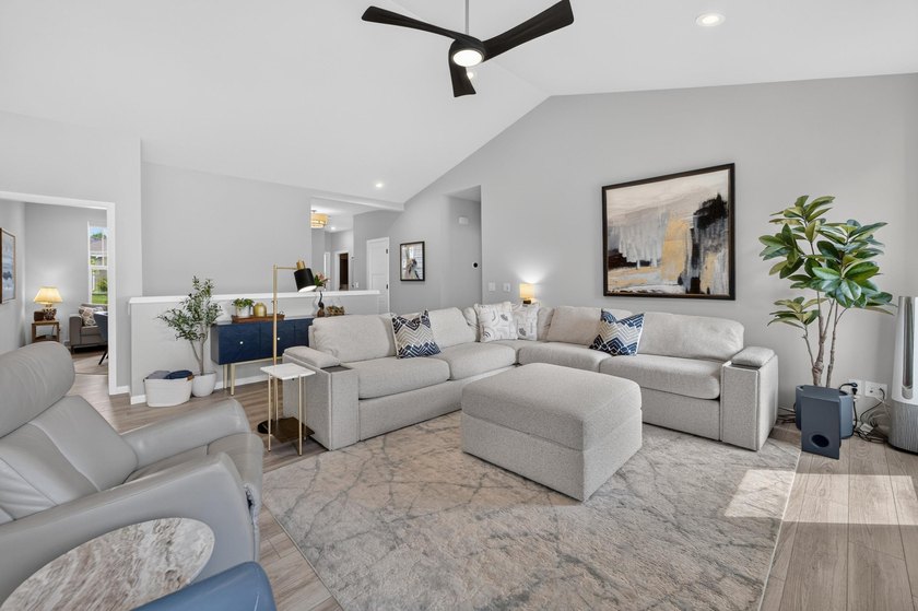 Bright, airy, and move-in ready, this stunning 4-bedroom ranch - photo 5
