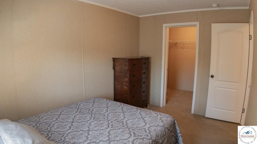 This charming 1,350 sq ft manufactured home sits on a permanent - photo 26