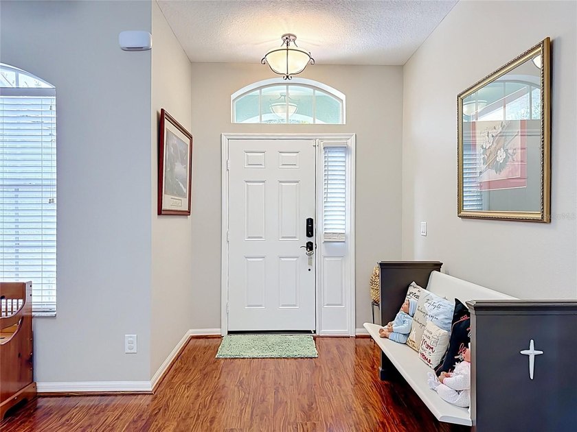 This thoughtfully designed Ryland-built St. Augustine floor-plan - photo 3