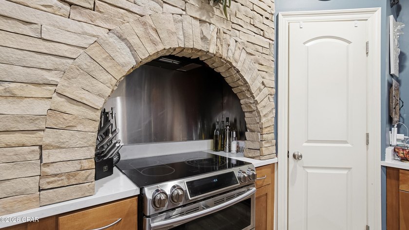 This spacious 6-bedroom, 4-bath home offers 4,230 square feet of - photo 16