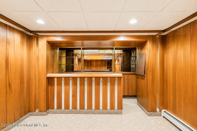Welcome to 40 Minna Street! This spacious 2-family home features - photo 29