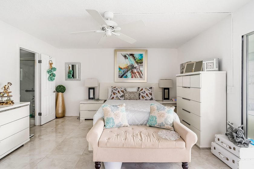 Completely renovated and move in ready, this beautiful updated - photo 10