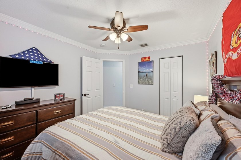 BETTER THAN NEW! Beautifully upgraded 4BR/2.5BA home in Oakmont - photo 44