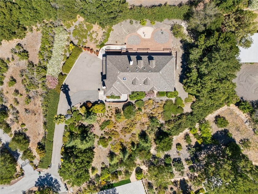 A rare opportunity in prestigious Los Altos Hills, 27220 - photo 14