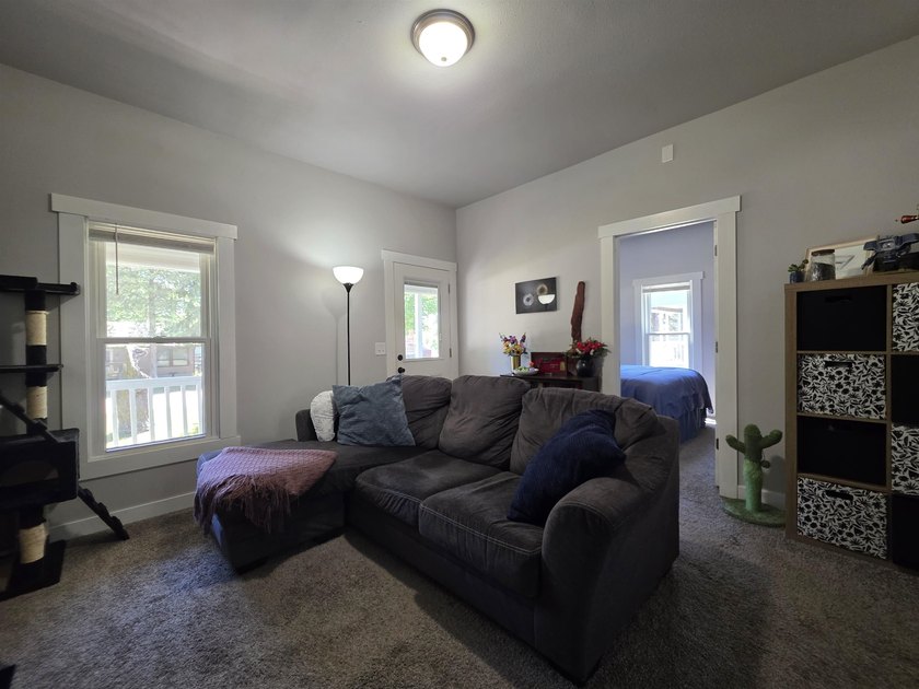 This efficient 2-bedroom, 1-bathroom single-story home offers a - photo 9
