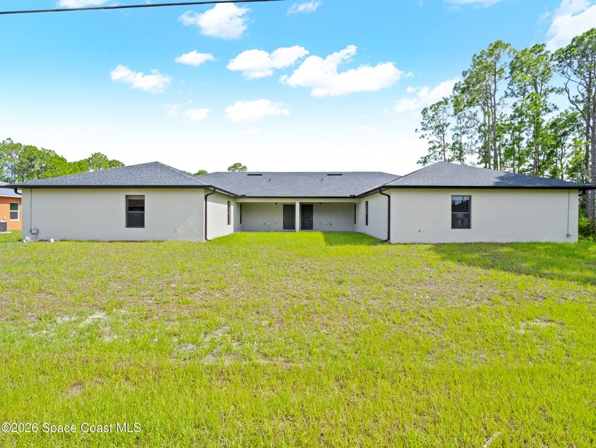 Brand-new contemporary duplex with no HOA, offering the perfect - photo 34