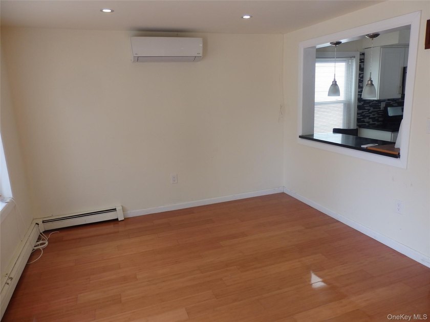 Welcome to your semi-attached 3 Bed, 2 Bath home offering - photo 2