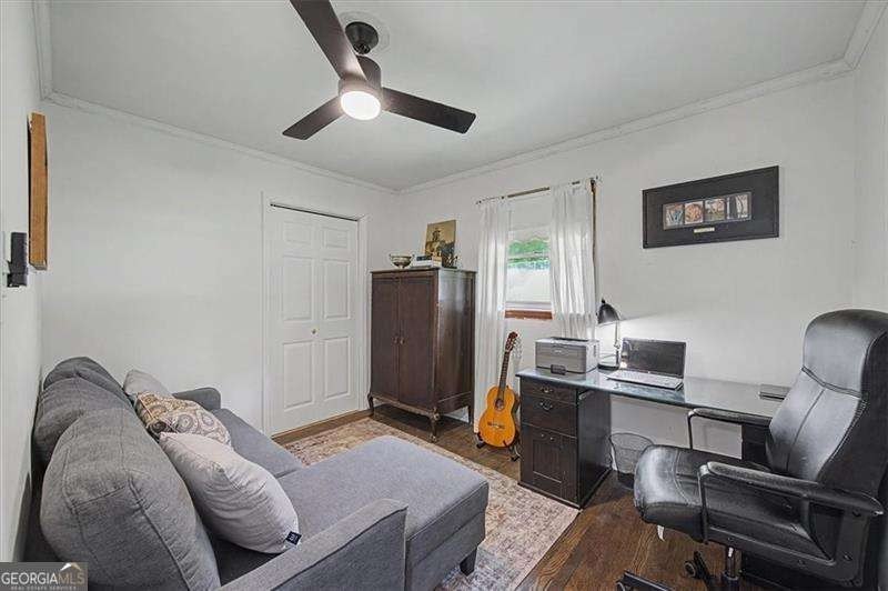 Step into this charming 4-bedroom, 2-bath brick beauty in Cobb - photo 17