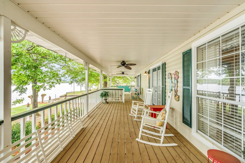 Experience the ultimate in waterfront living on the main channel - photo 7