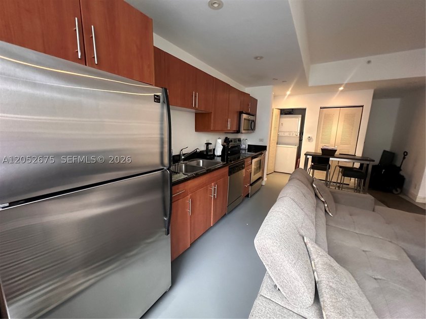 111 E Flagler St 410 - photo 12